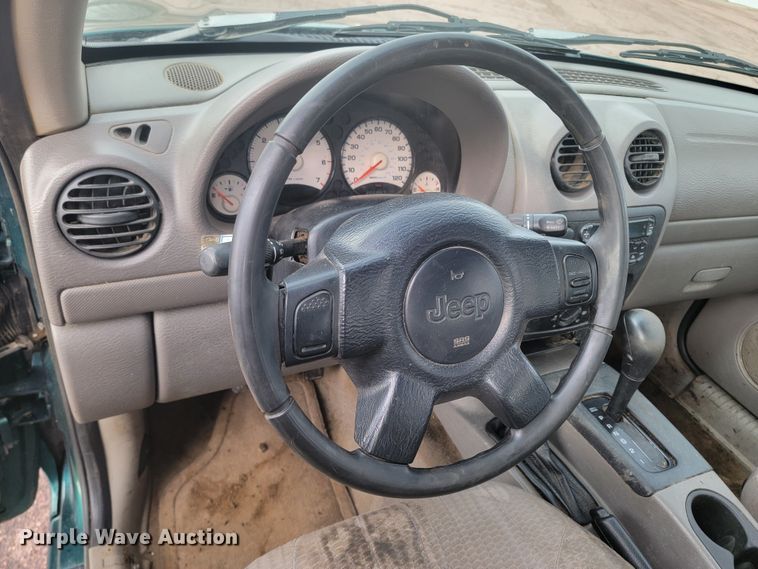 image for item ML9345 2003 Jeep Liberty Sport  SUV