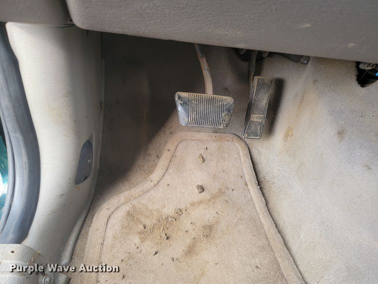 image for item ML9345 2003 Jeep Liberty Sport  SUV