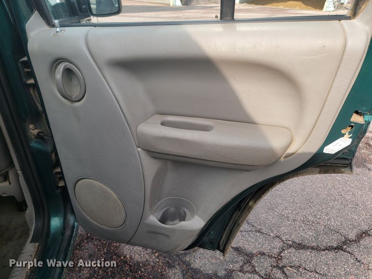 image for item ML9345 2003 Jeep Liberty Sport  SUV