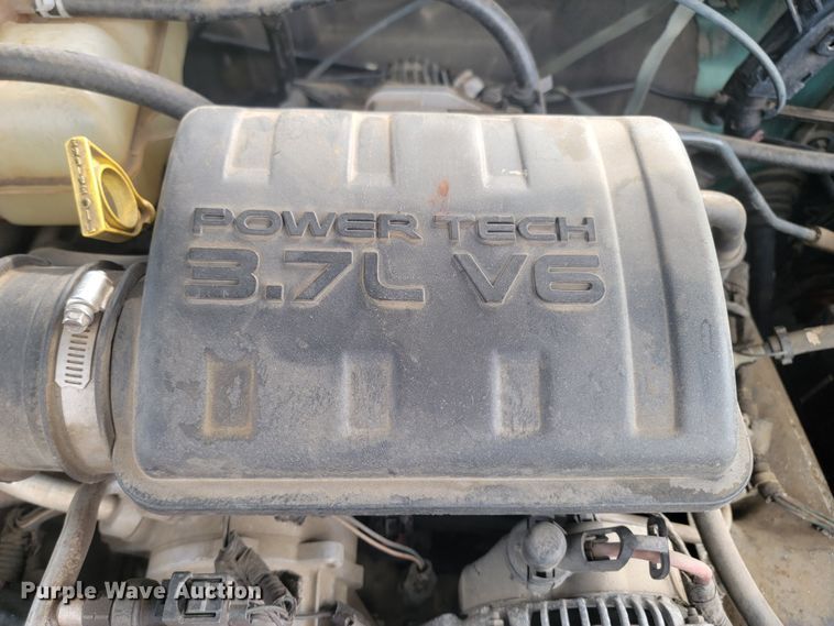 image for item ML9345 2003 Jeep Liberty Sport  SUV