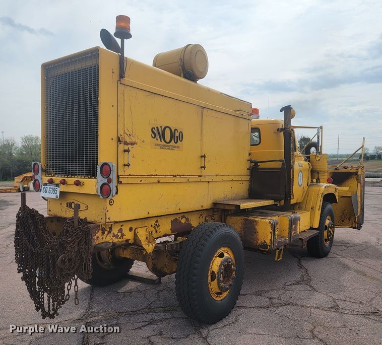 image for item ML9351 1969 FWD KB4-3384  snow blower truck