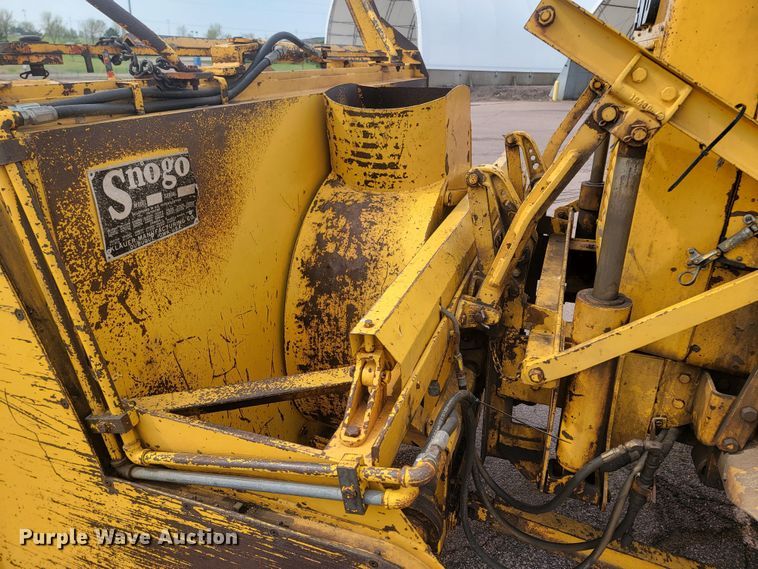 image for item ML9351 1969 FWD KB4-3384  snow blower truck