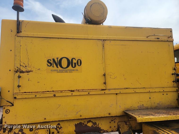 image for item ML9351 1969 FWD KB4-3384  snow blower truck