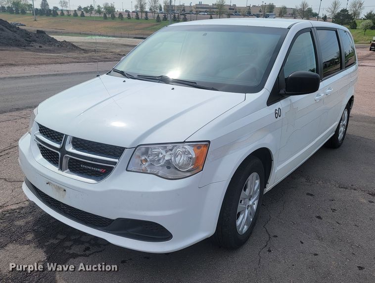 image for item ML9353 2015 Dodge Grand Caravan  van