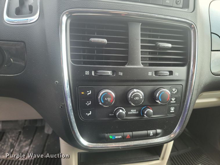 image for item ML9353 2015 Dodge Grand Caravan  van