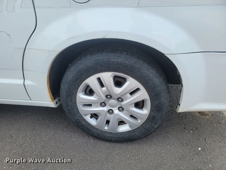 image for item ML9353 2015 Dodge Grand Caravan  van