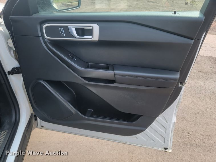 image for item ML9354 2020 Ford Explorer Police Interceptor  SUV