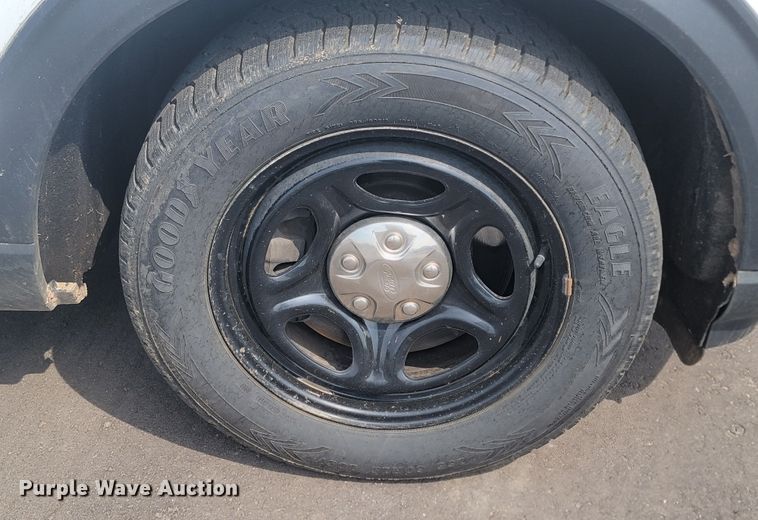 image for item ML9354 2020 Ford Explorer Police Interceptor  SUV