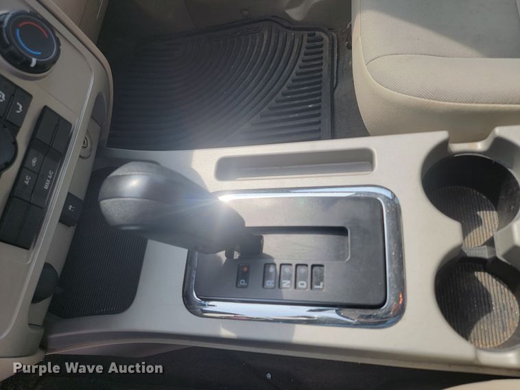 image for item ML9355 2010 Ford Escape XLT  SUV