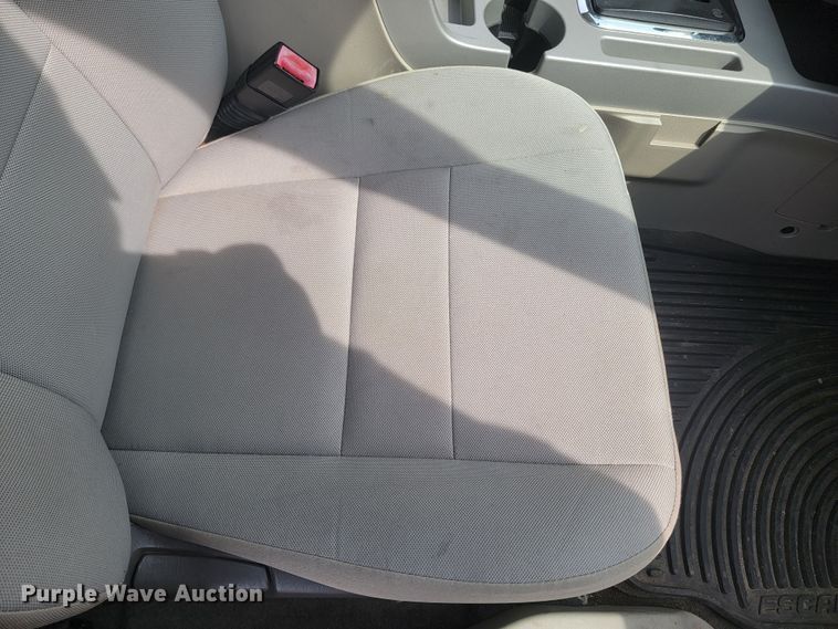 image for item ML9355 2010 Ford Escape XLT  SUV