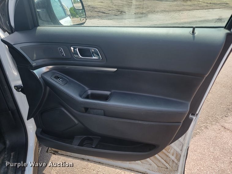 image for item ML9356 2016 Ford Explorer Police Interceptor  SUV