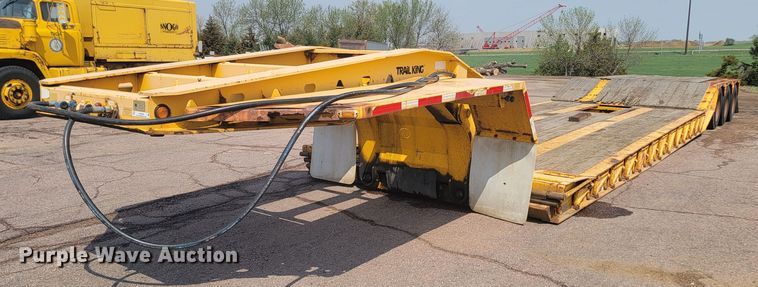 image for item ML9358 2007 Trailer King TK110HDG-543  lowboy equipment trailer