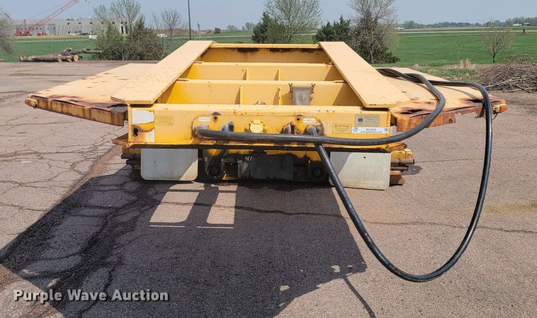image for item ML9358 2007 Trailer King TK110HDG-543  lowboy equipment trailer