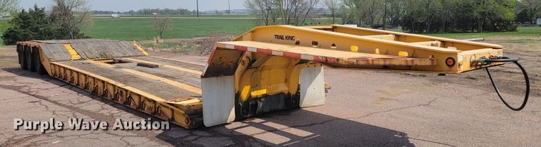 image for item ML9358 2007 Trailer King TK110HDG-543  lowboy equipment trailer