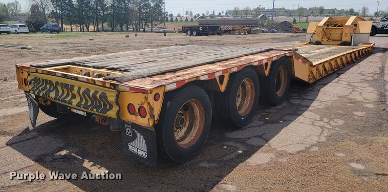 image for item ML9358 2007 Trailer King TK110HDG-543  lowboy equipment trailer