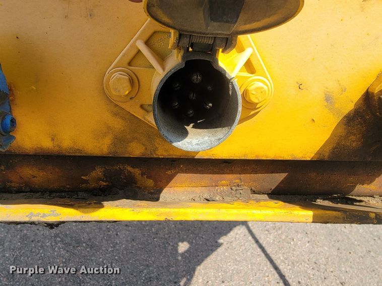 image for item ML9358 2007 Trailer King TK110HDG-543  lowboy equipment trailer