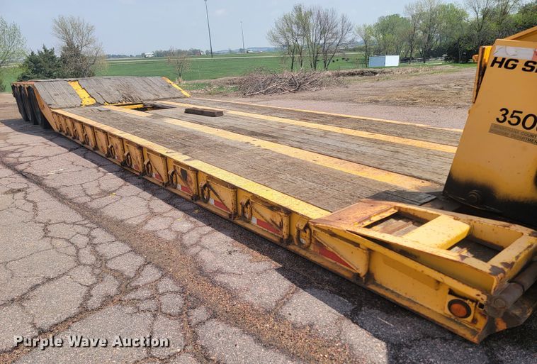 image for item ML9358 2007 Trailer King TK110HDG-543  lowboy equipment trailer