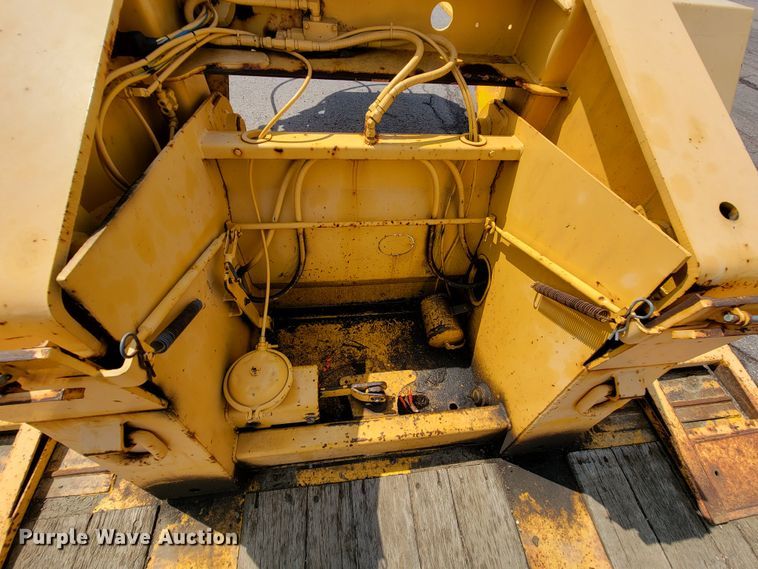 image for item ML9358 2007 Trailer King TK110HDG-543  lowboy equipment trailer