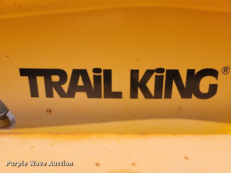 image for item ML9358 2007 Trailer King TK110HDG-543  lowboy equipment trailer