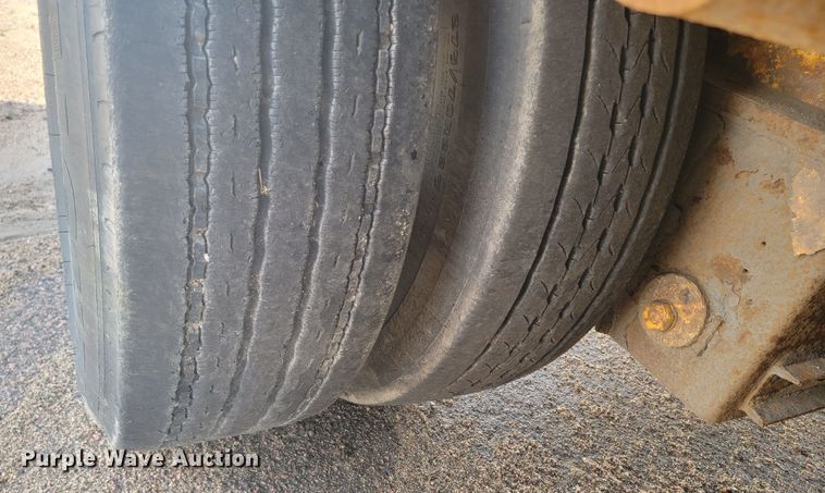 image for item ML9358 2007 Trailer King TK110HDG-543  lowboy equipment trailer