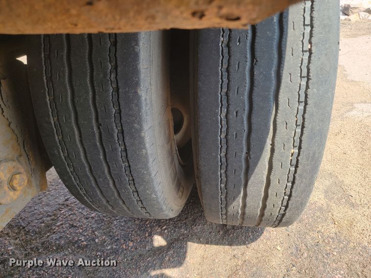 image for item ML9358 2007 Trailer King TK110HDG-543  lowboy equipment trailer