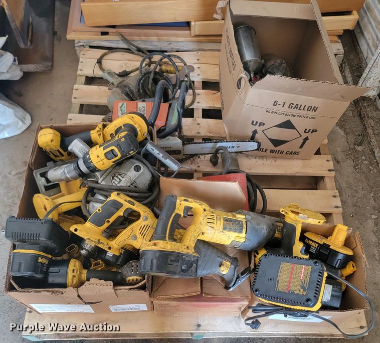 image for item ML9361 DeWalt  tools