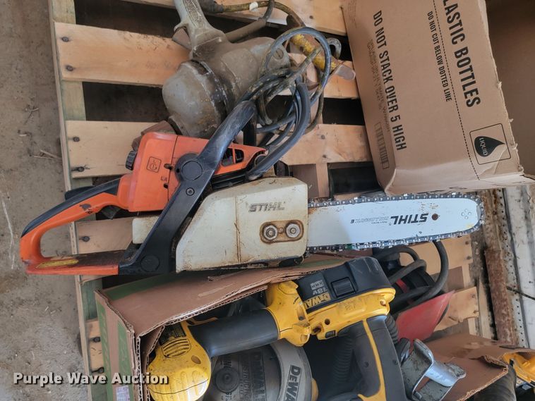 image for item ML9361 DeWalt  tools