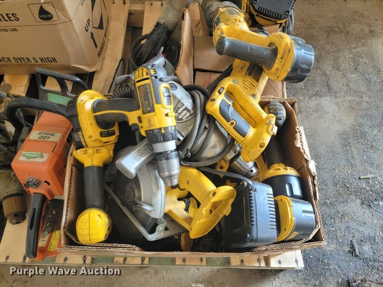 image for item ML9361 DeWalt  tools