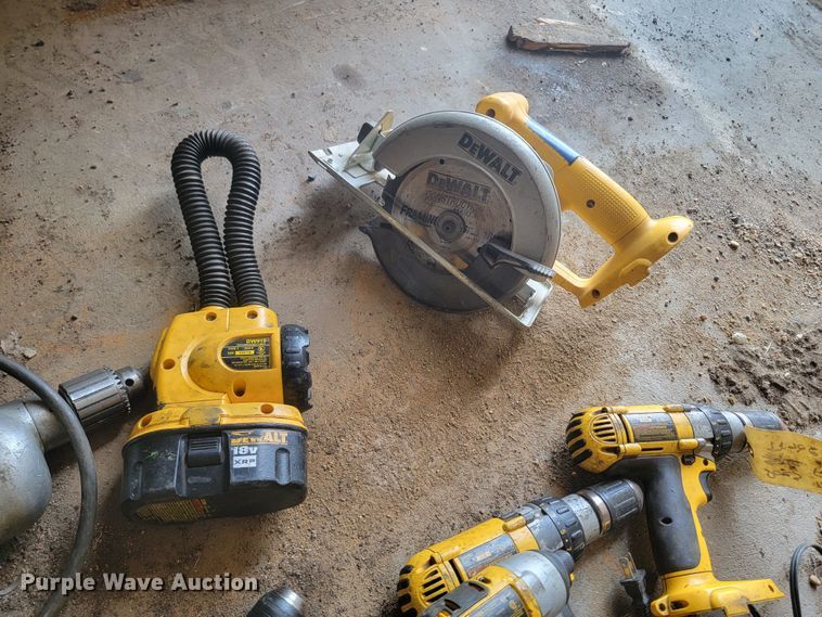 image for item ML9361 DeWalt  tools