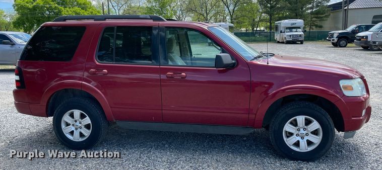 image for item MM9477 2010 Ford Explorer  SUV