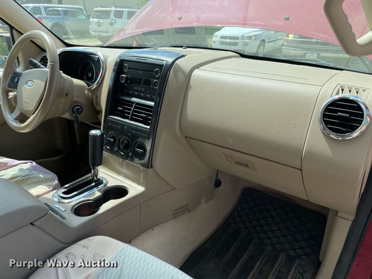 image for item MM9477 2010 Ford Explorer  SUV