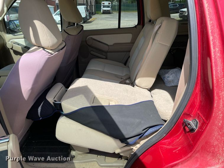 image for item MM9477 2010 Ford Explorer  SUV