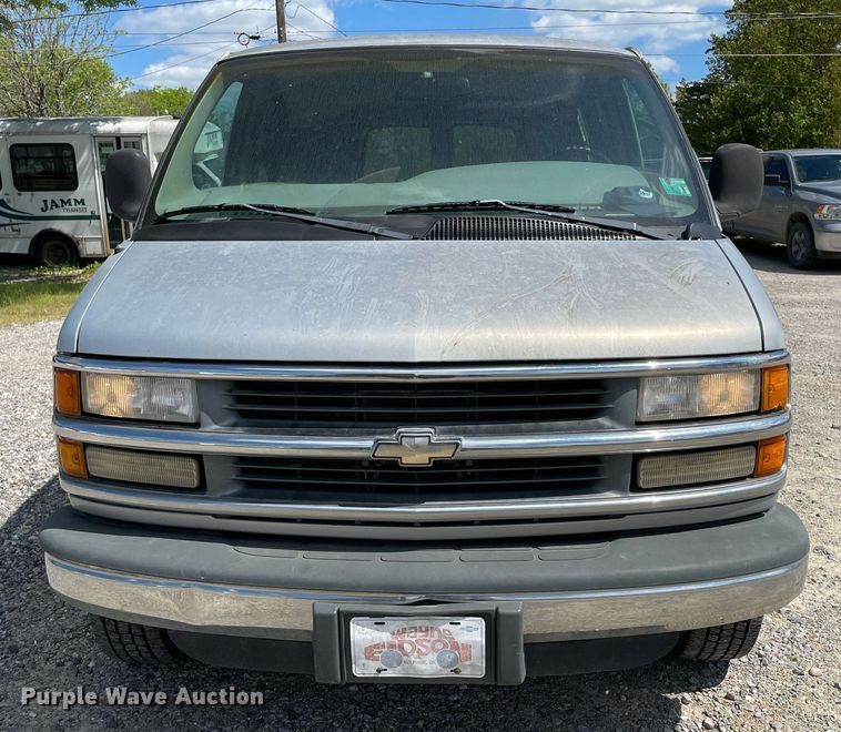 image for item MM9478 1998 Chevrolet Express  van