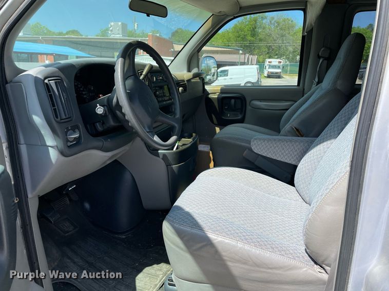 image for item MM9478 1998 Chevrolet Express  van