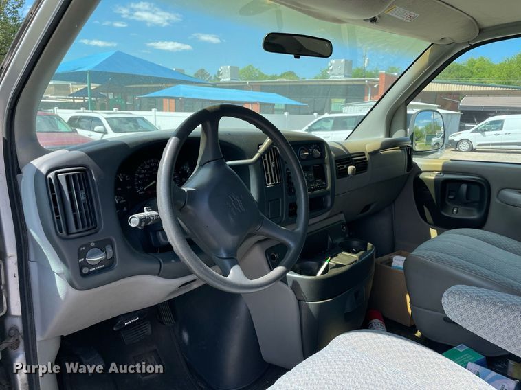 image for item MM9478 1998 Chevrolet Express  van