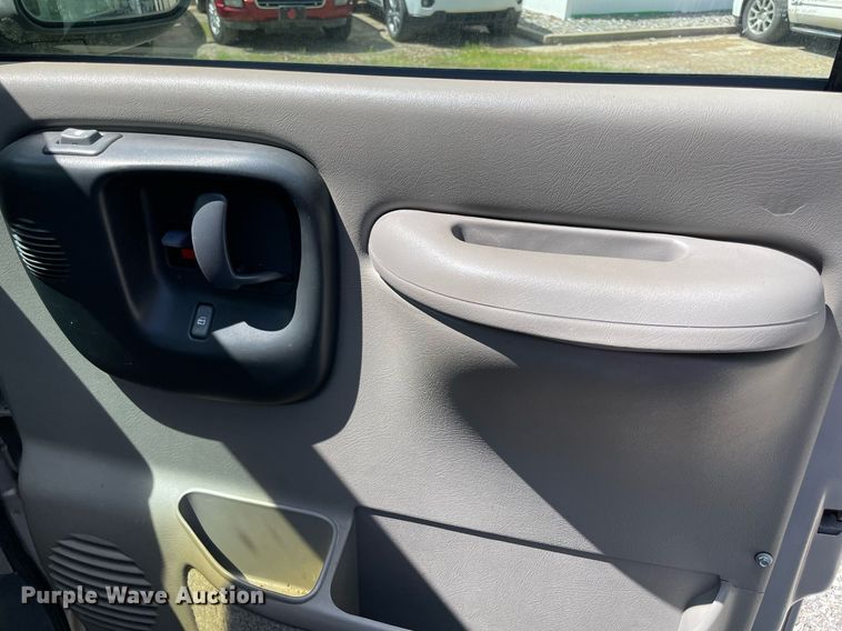 image for item MM9478 1998 Chevrolet Express  van