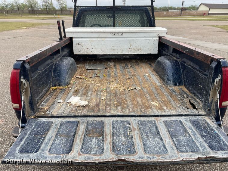 image for item MS9683 2000 Chevrolet C2500  pickup truck