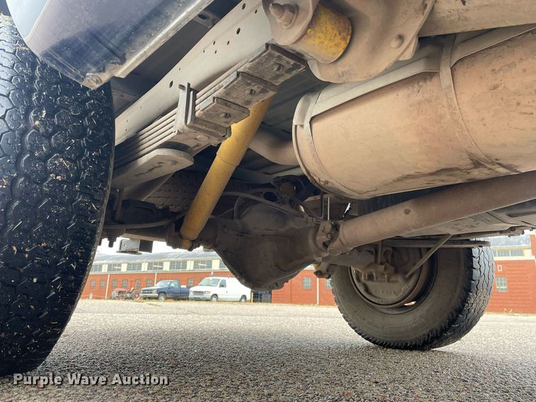 image for item MS9683 2000 Chevrolet C2500  pickup truck