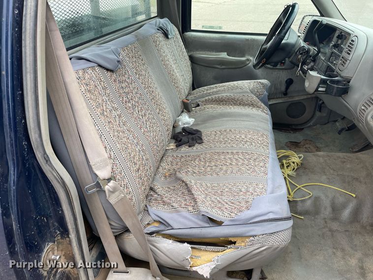 image for item MS9683 2000 Chevrolet C2500  pickup truck