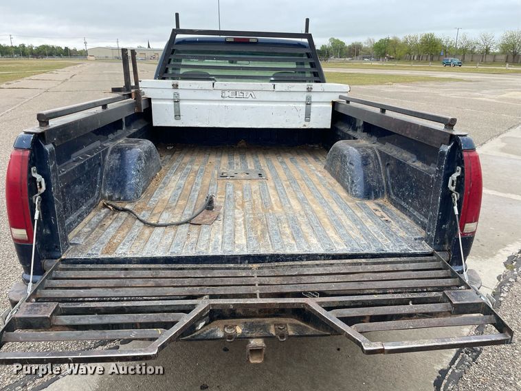 image for item MS9685 2000 Chevrolet C2500  pickup truck