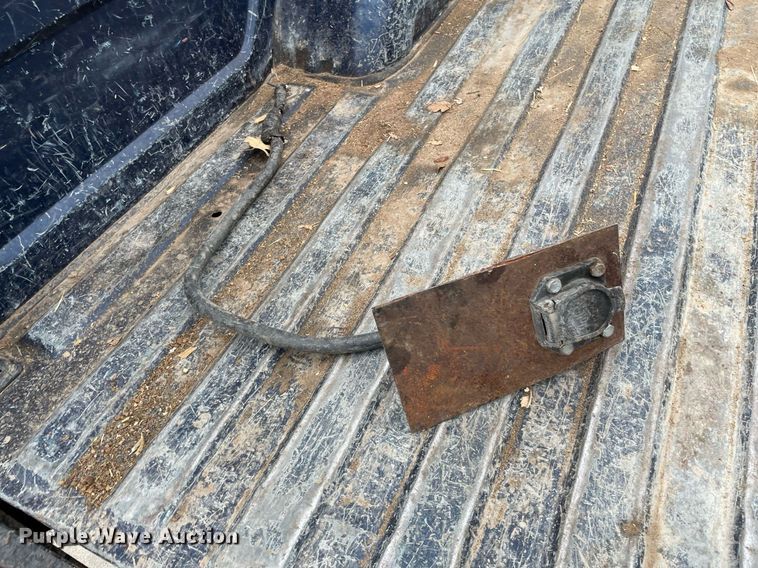 image for item MS9685 2000 Chevrolet C2500  pickup truck