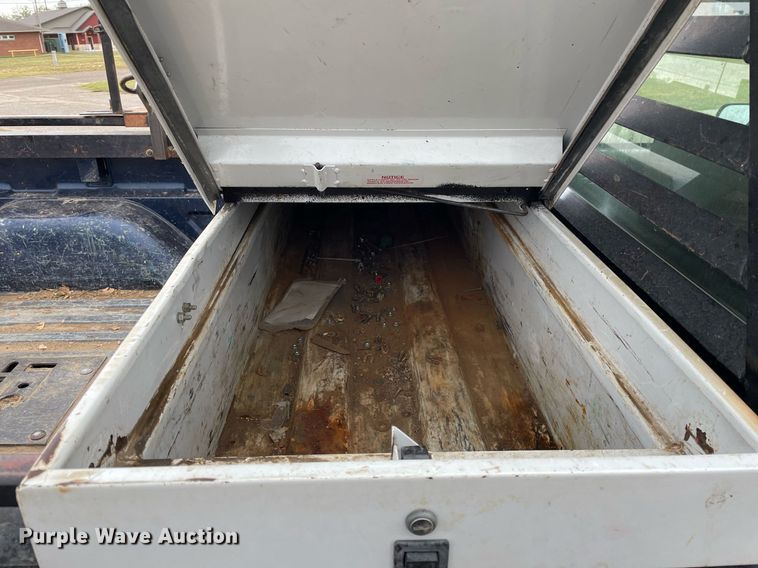 image for item MS9685 2000 Chevrolet C2500  pickup truck