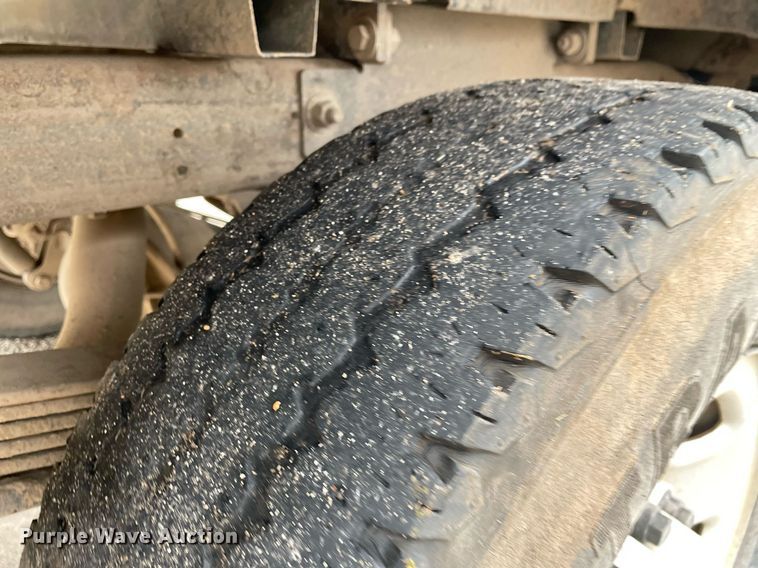 image for item MS9685 2000 Chevrolet C2500  pickup truck