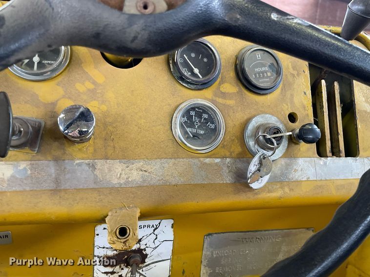 image for item MS9686 Hyster C530A  pneumatic roller