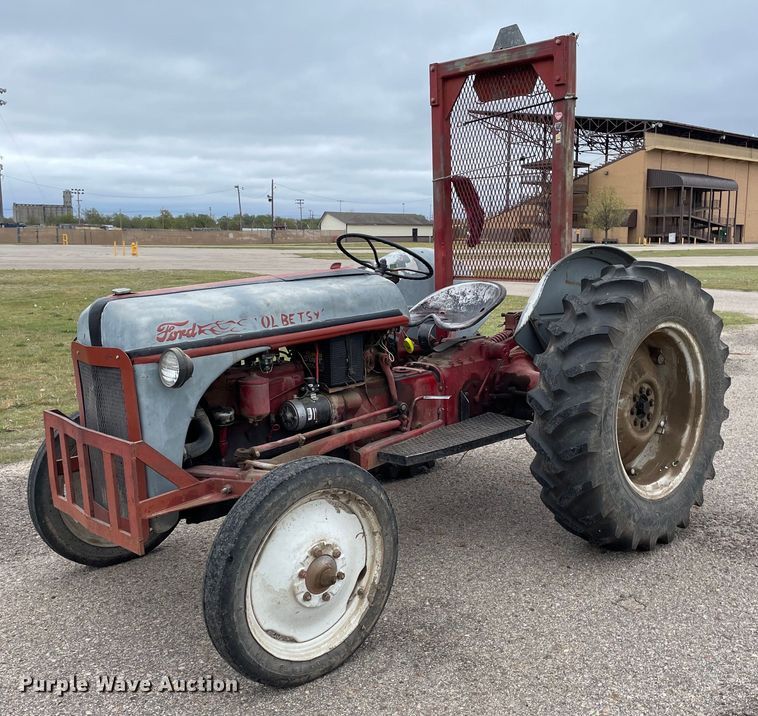 image for item MS9687 Ford 8N  tractor