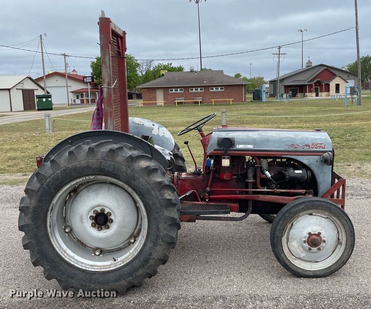 image for item MS9687 Ford 8N  tractor