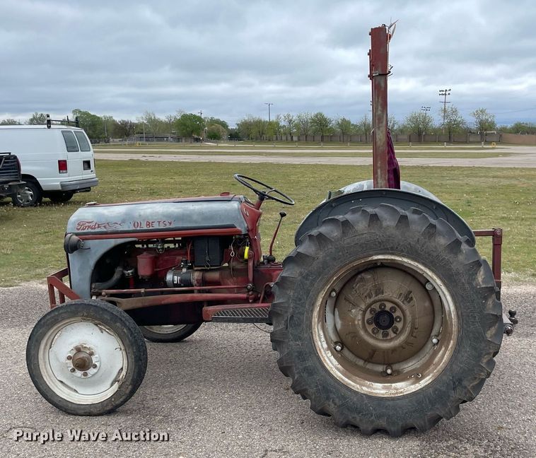 image for item MS9687 Ford 8N  tractor