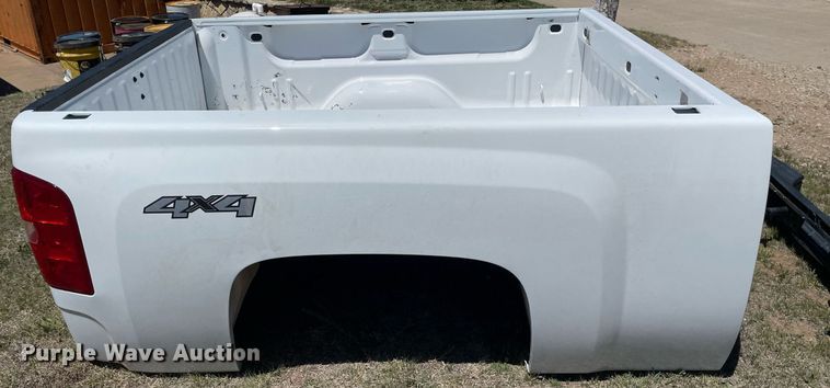 image for item MS9726 Chevrolet Silverado LS  pickup truck bed