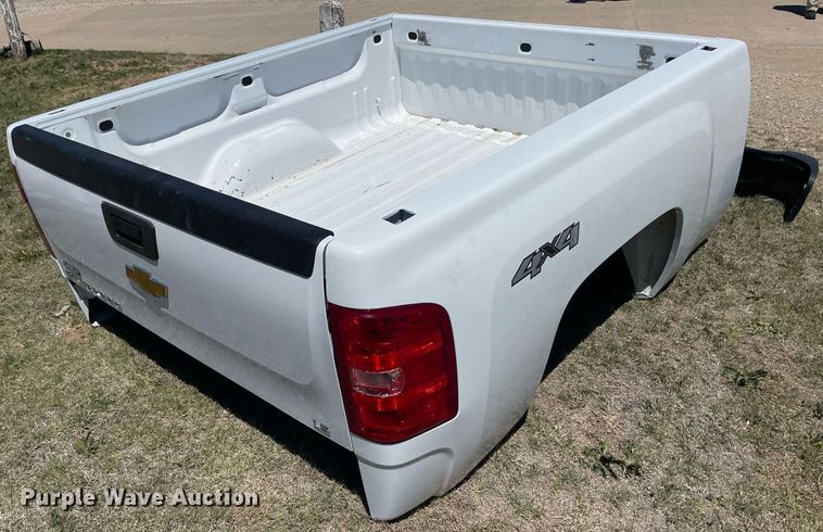 image for item MS9726 Chevrolet Silverado LS  pickup truck bed
