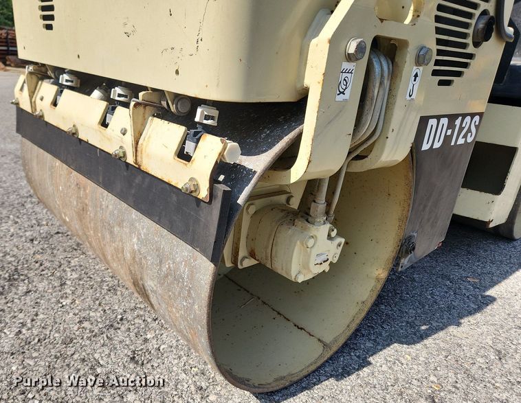 image for item MW9730 Ingersoll Rand DD12S  double drum vibratory roller